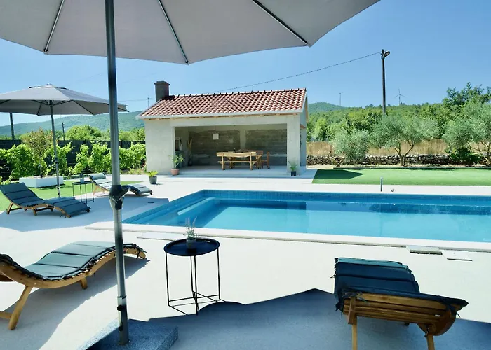 Mario - With Pool Apartamento *